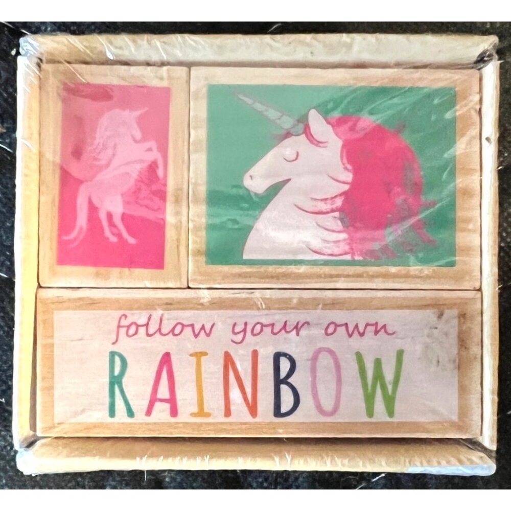 2018 Hampton Art 3-Piece Rainbow & Unicorn Stamp Set VW0141 1104221